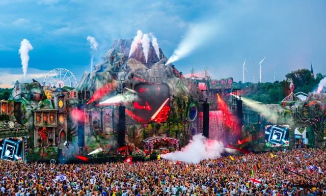 [FESTIVAL PREVIEW] TomorrowWorld 2014 Playlist: This Year’s Must See Artists